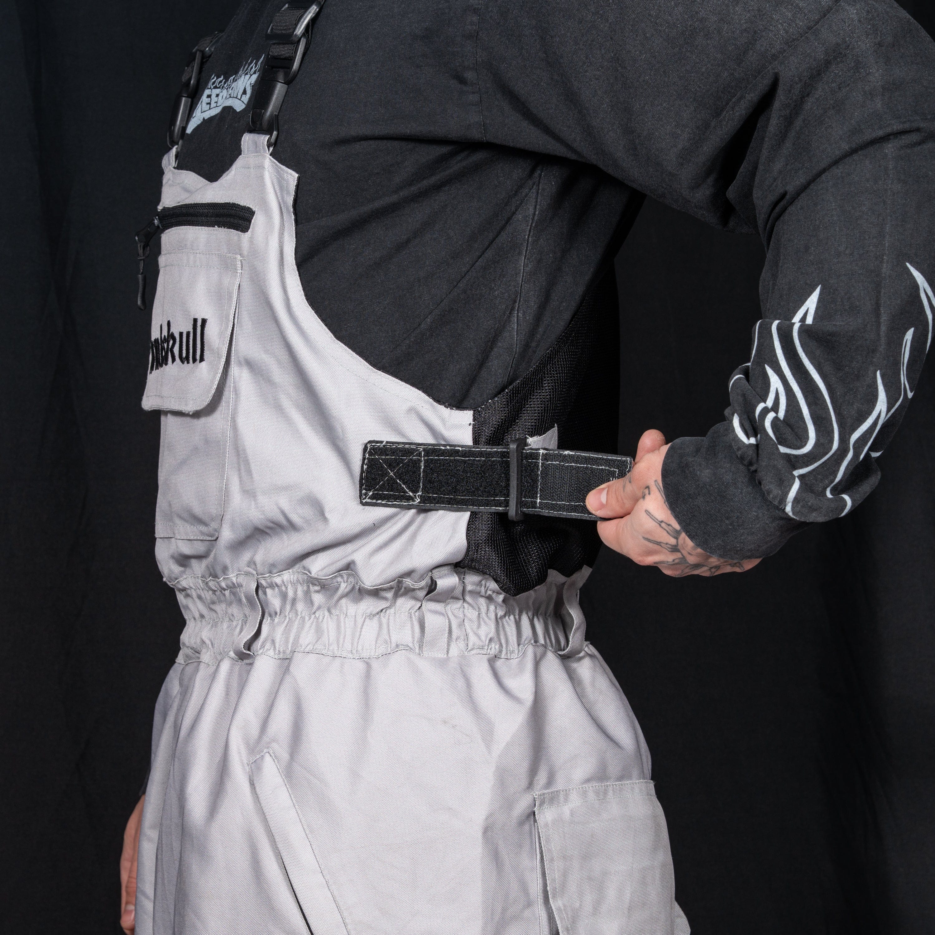 Slacker Baggy Snow Bib: Grey - Image 6