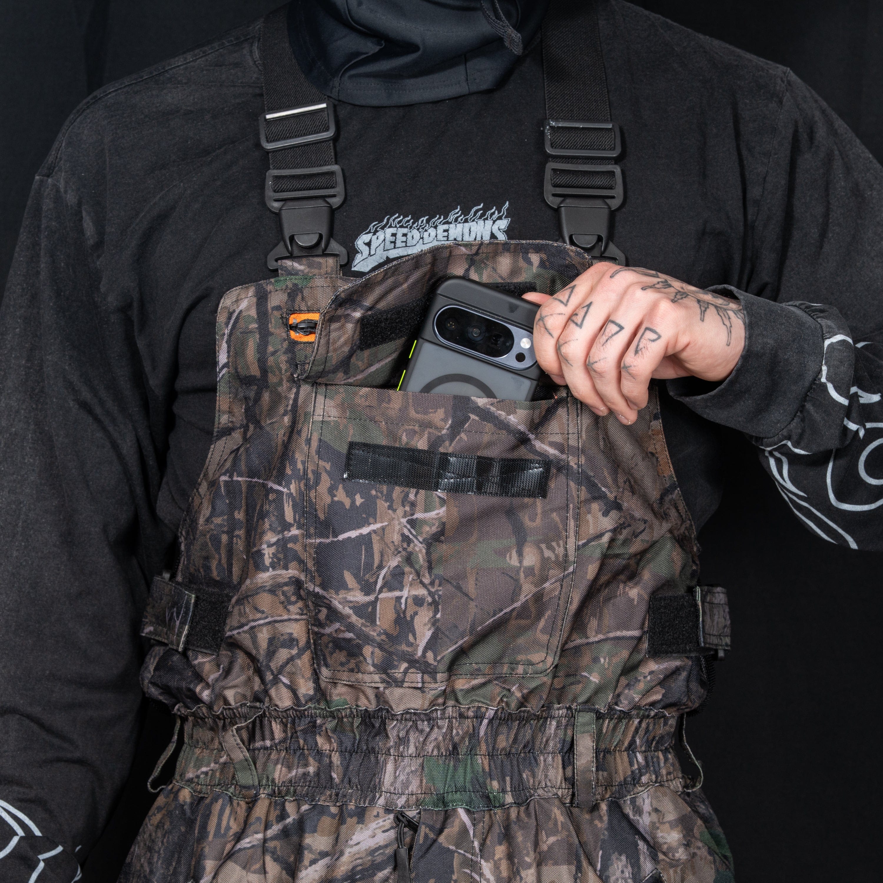 Slacker Baggy Snow Bib: Tree Camo - Image 6